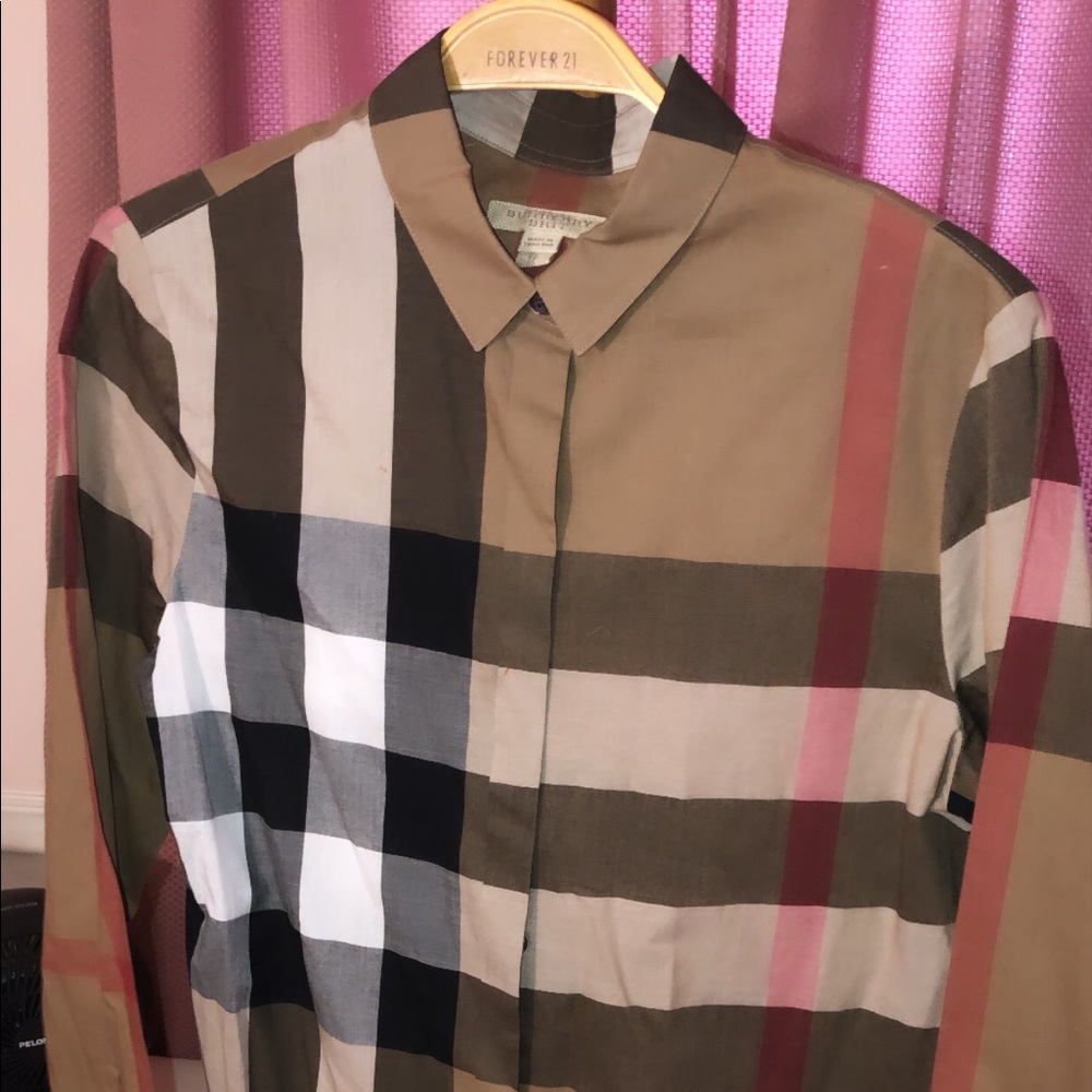 100% authentic unisex authentic Burberry shirt